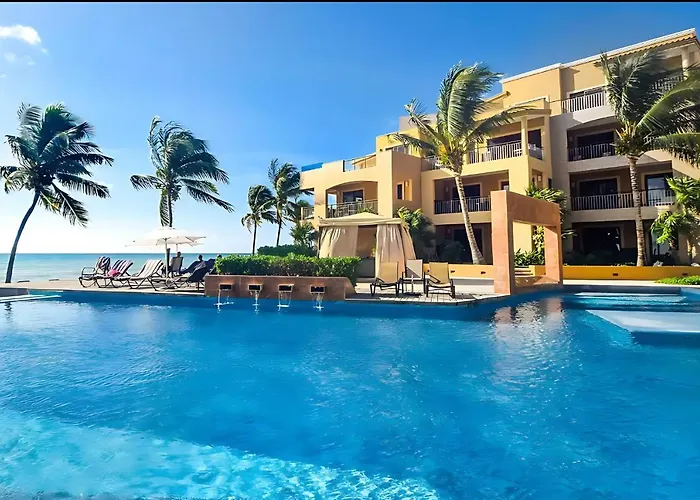 Faro 201 Beachfront With Ocean View, Close To 5th Av